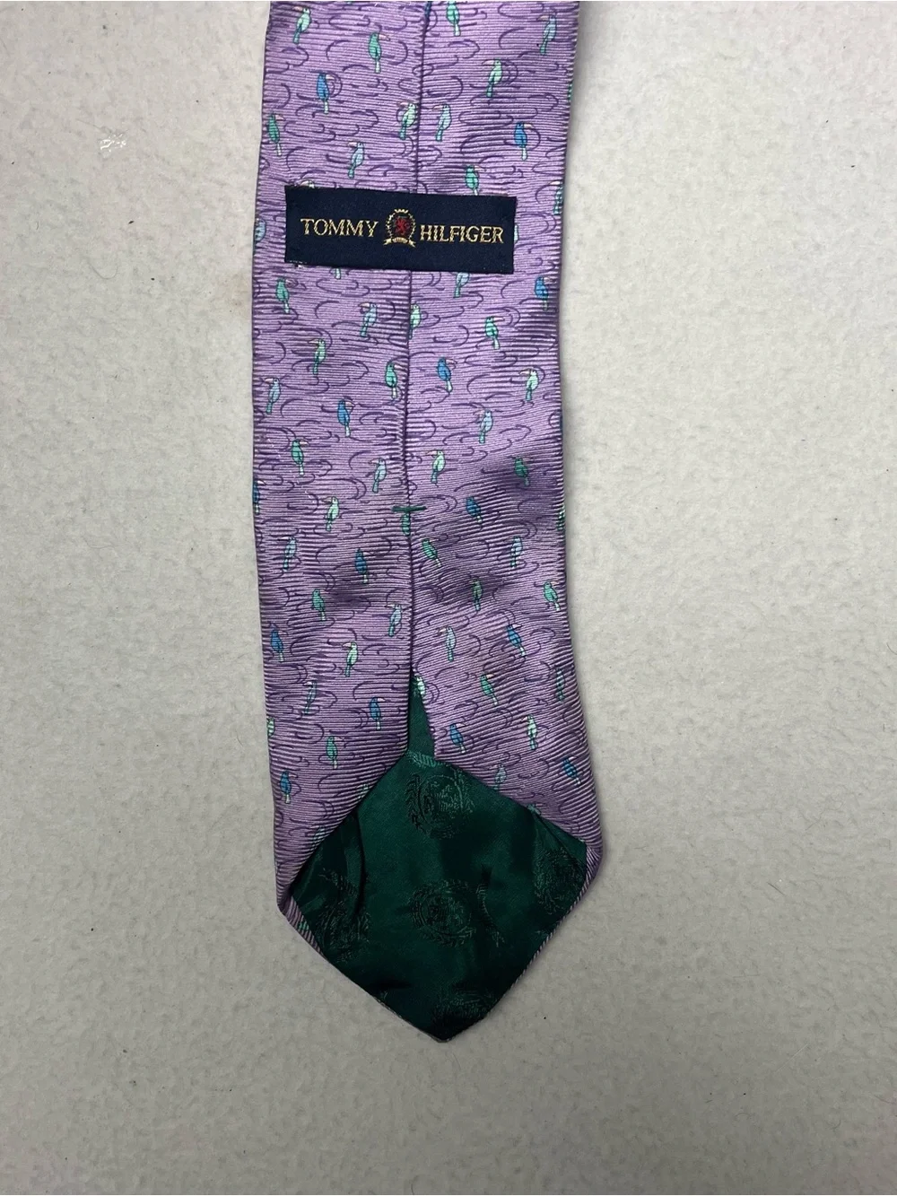 Tommy Hilfiger Men’s Pretied Silk Paisley Tie, Purple, Adjustable Elastic